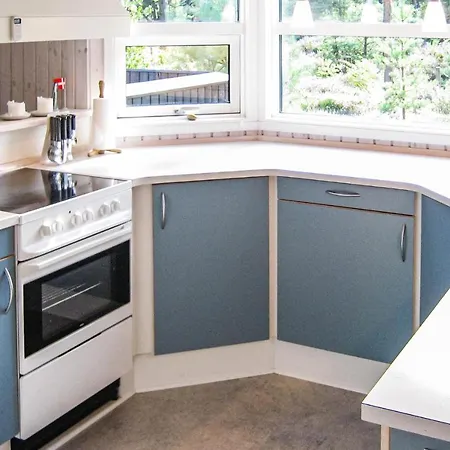 3 Bedroom Stunning In *